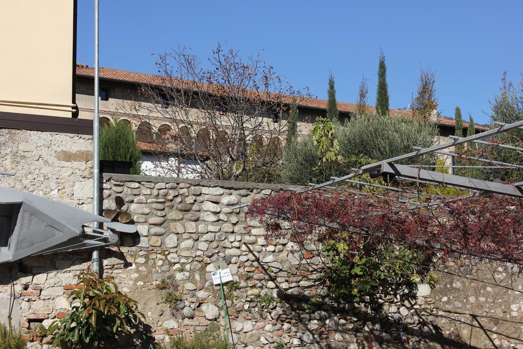 קלוזאנה סול לאגו Hostel Del Gal מראה חיצוני תמונה