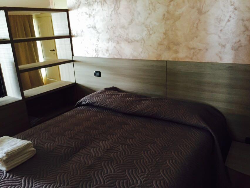 קלוזאנה סול לאגו Hostel Del Gal מראה חיצוני תמונה